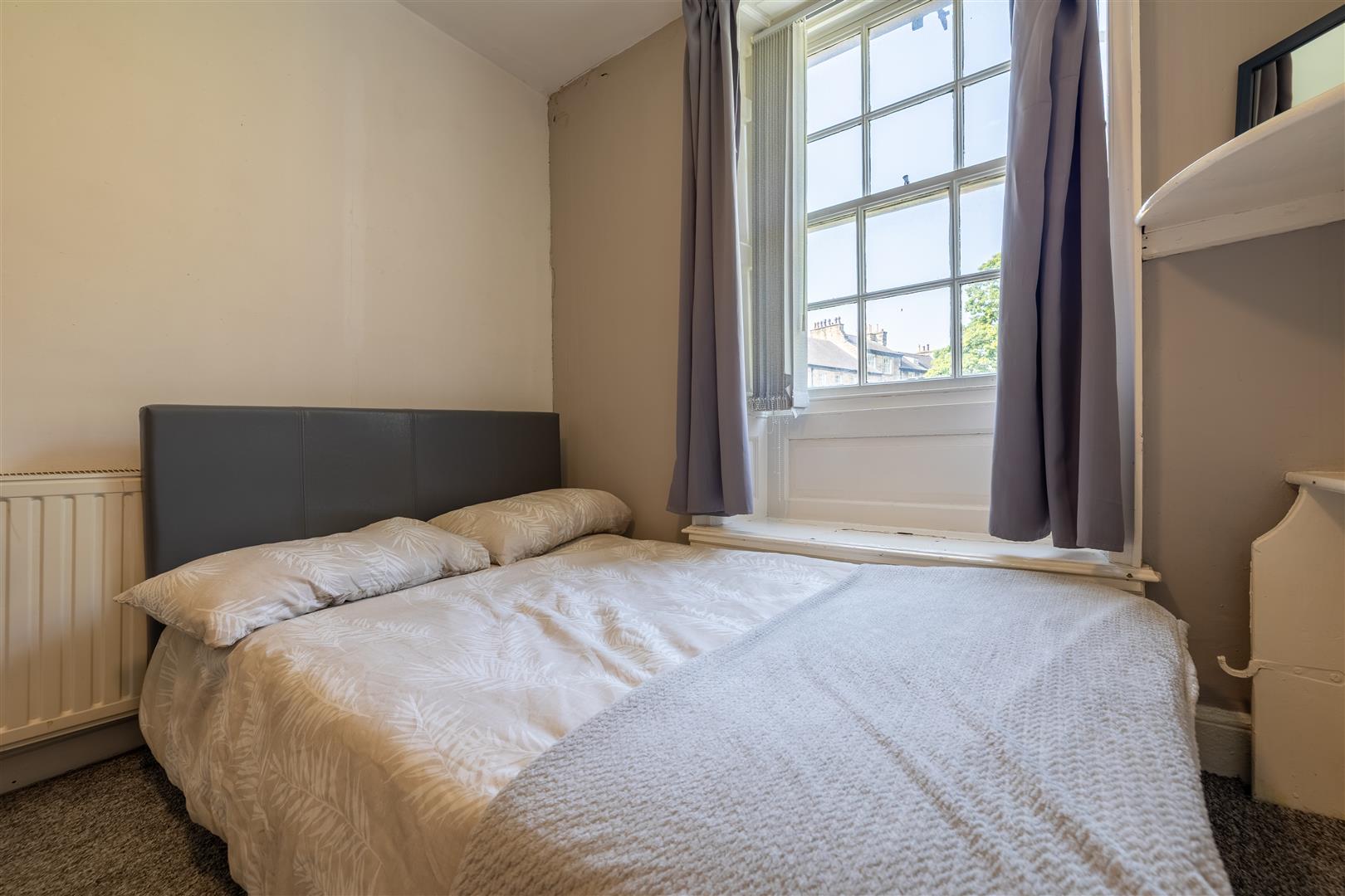 Flat 2, 23 Castle Hill, Lancaster, LA1 1YN